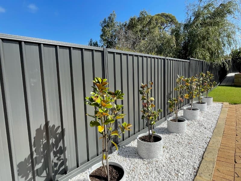 Select Fence fencing work in Padbury