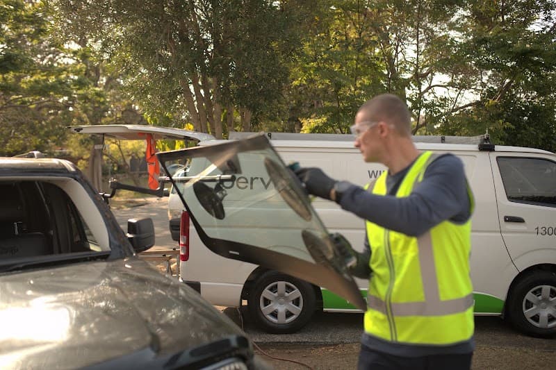 Service 8 Auto Glass glass & glazier work in Townsville City