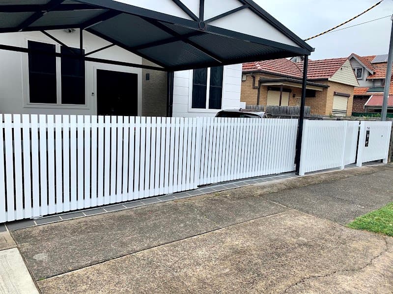 SFG -Sydney Fencing and Gates fencing work in Dolls Point