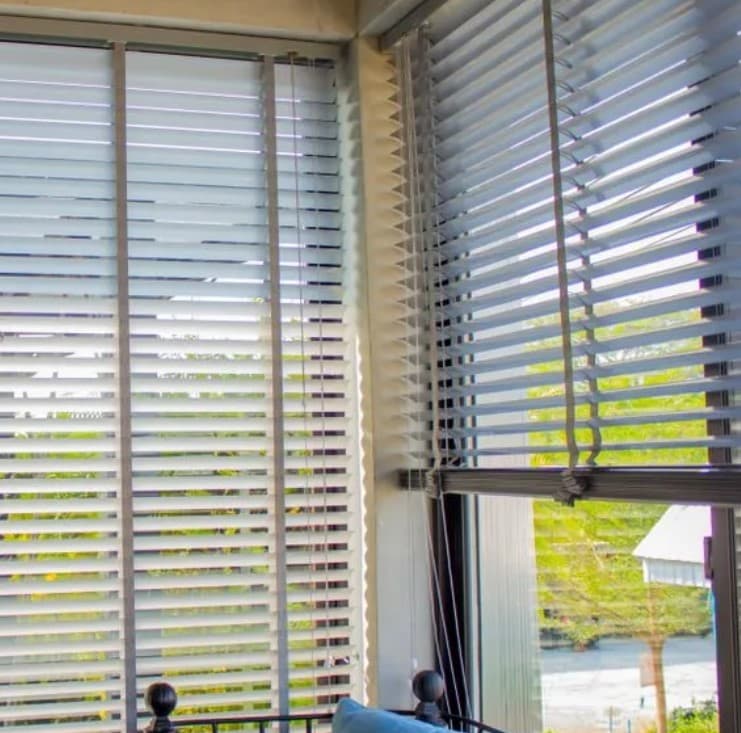 Shade Fresh curtains & blinds work in Bennetts Green