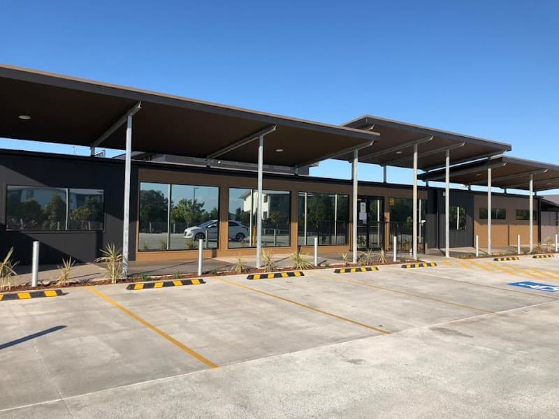 Shades Tinting window tinting work in North Lakes