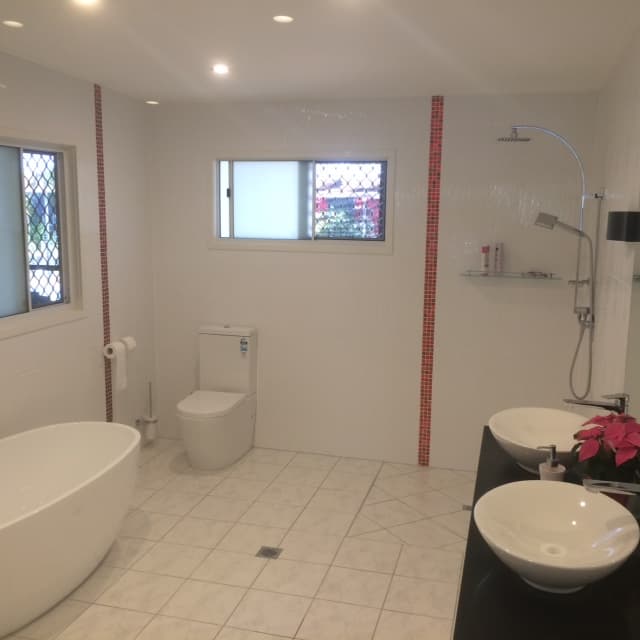 Shane Firmin Carpentry Pty Ltd bathroom renovation work in Mount St John