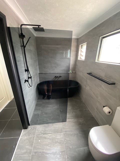 Shane Firmin Carpentry Pty Ltd bathroom renovation work in Mount St John