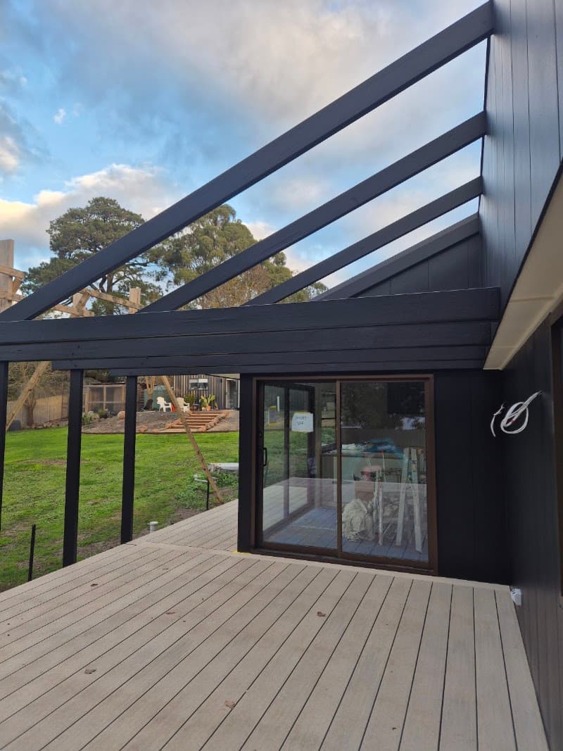 Shane Rayment Painters Decorators painter work in East Bendigo