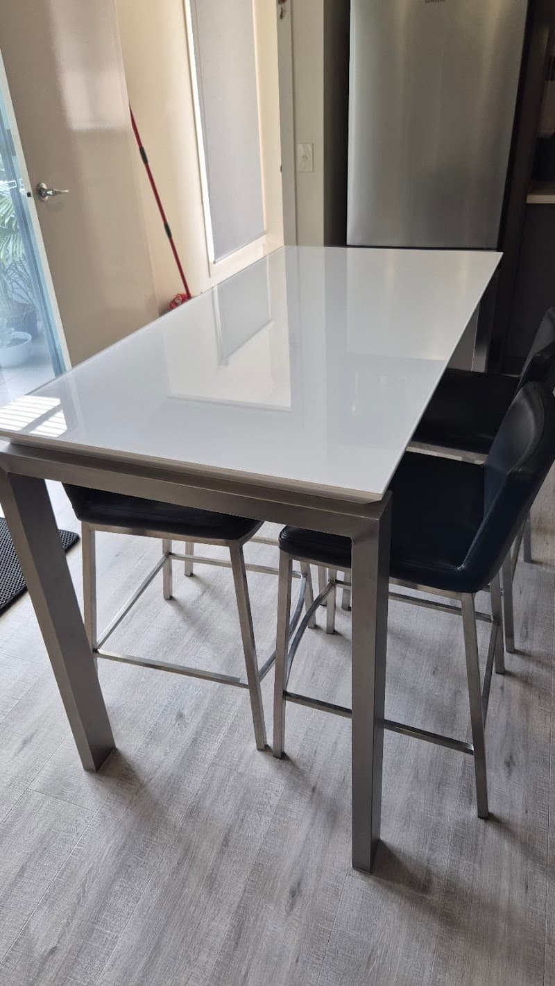 Shark Glass glass & glazier work in Keysborough