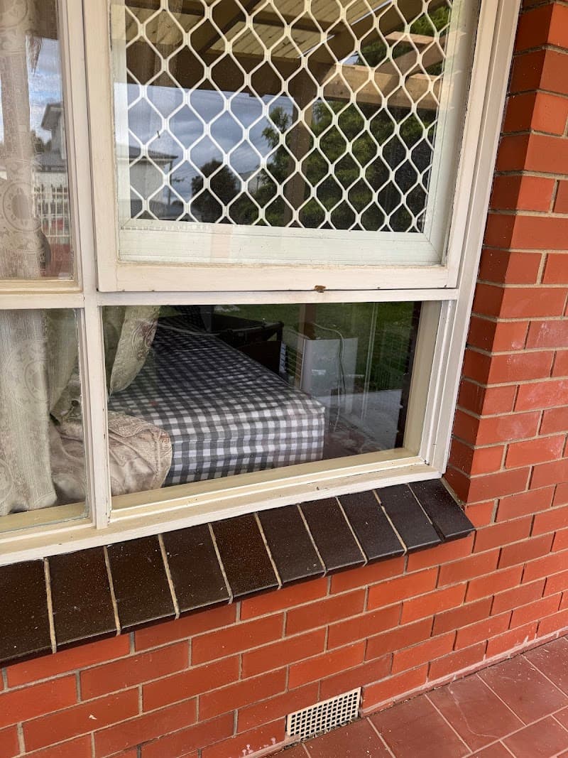 Shark Glass glass & glazier work in Keysborough