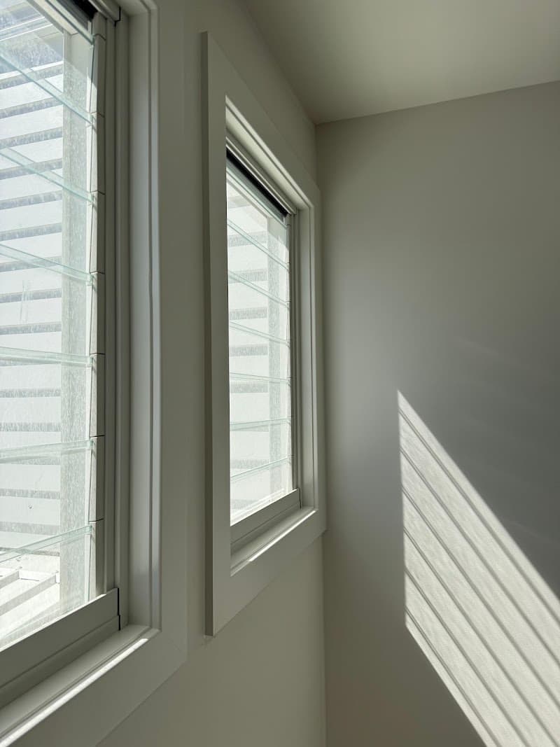 Sharpe Painting & Decorating painter work in Terrigal