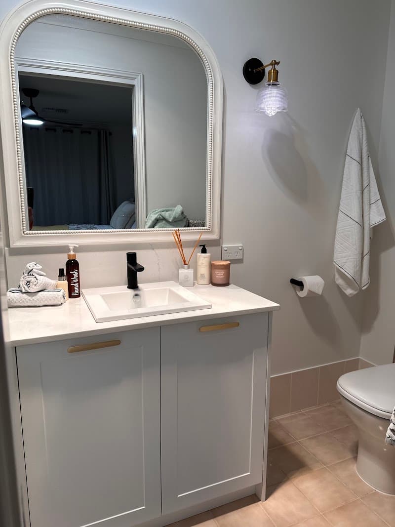 Sheike painting and decorating painter work in Bonnells Bay