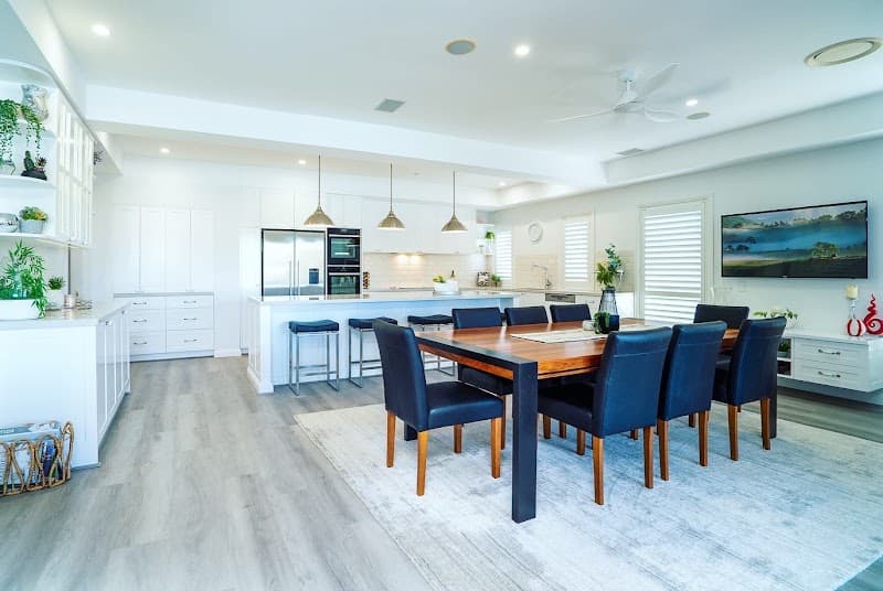 Sheridan Painting Service. painter work in Molendinar