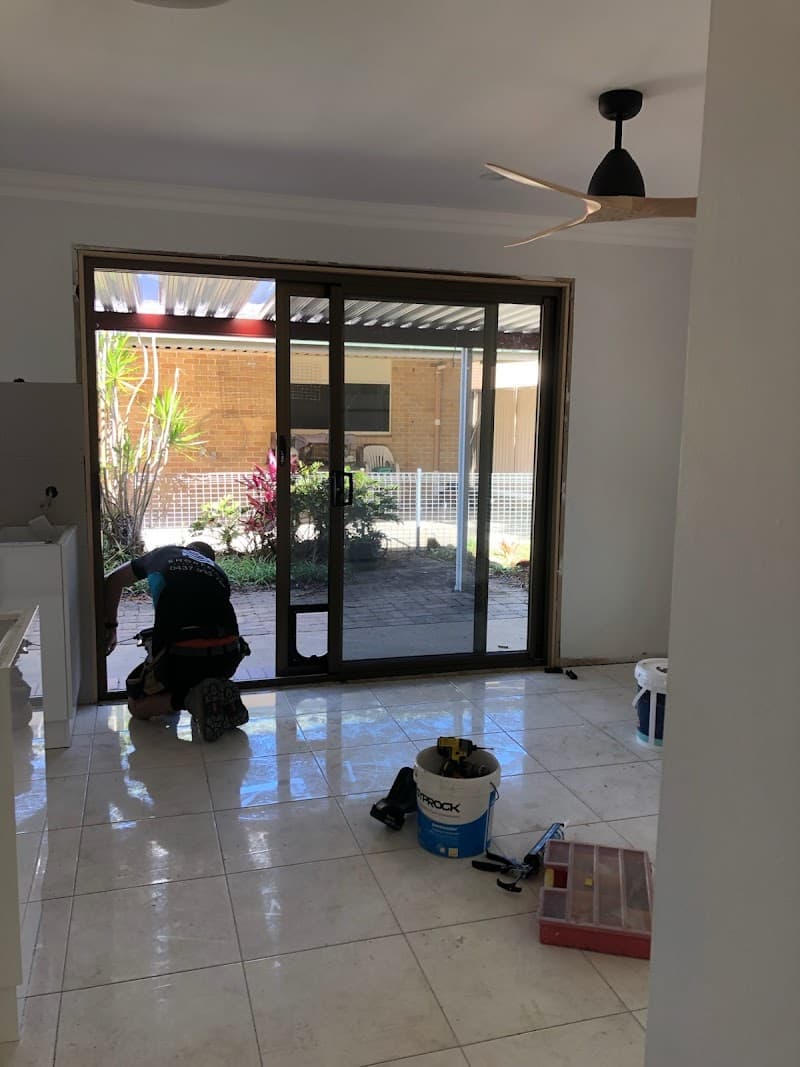 Shoreside Glass & Glazing glass & glazier work in Redcliffe
