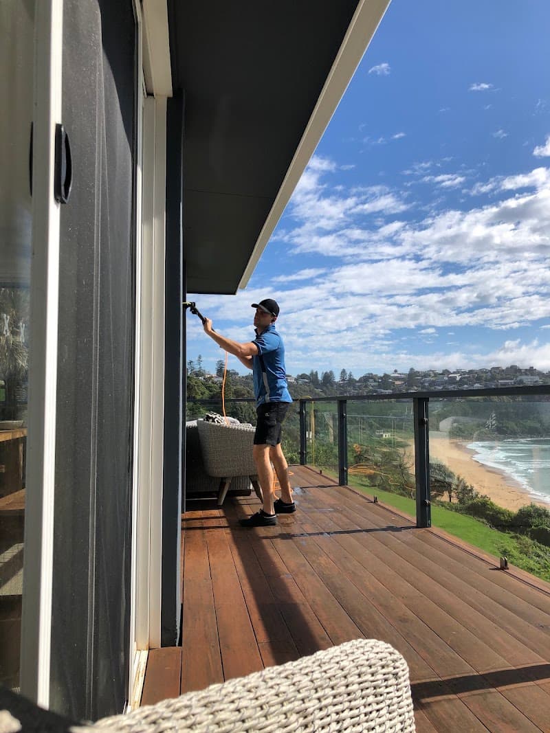 Shoreside Window Cleaning gutter cleaning work in Kareela