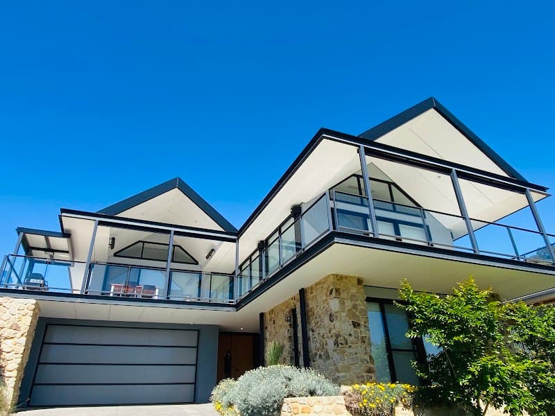 Showtime Painting - Adelaide Painters | House | Residential | Commericial painter work in Brompton