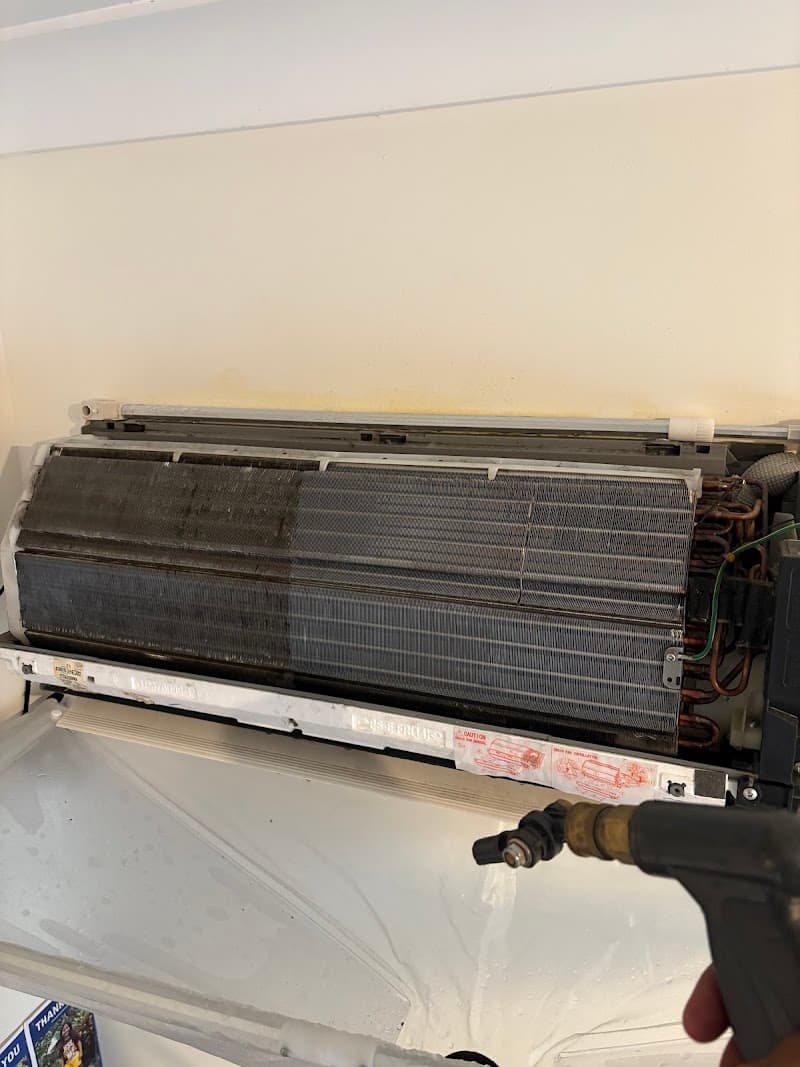 Sidelec Aircon Cleaning Townsville air conditioning work in Gulliver