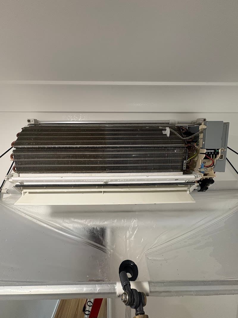 Sidelec Aircon Cleaning Townsville air conditioning work in Gulliver