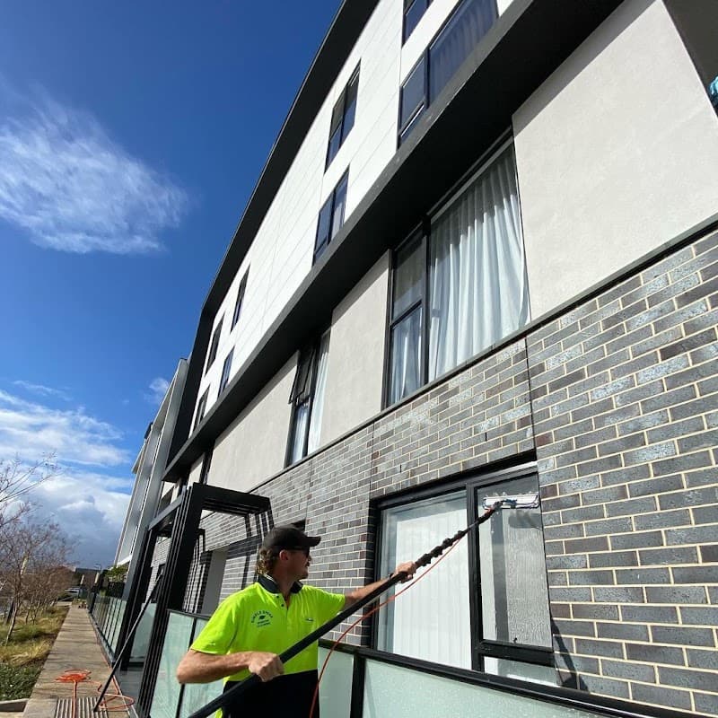 Simple Shine gutter cleaning work in Vale Park