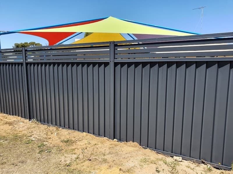 Simply Fencing fencing work in Port Kennedy