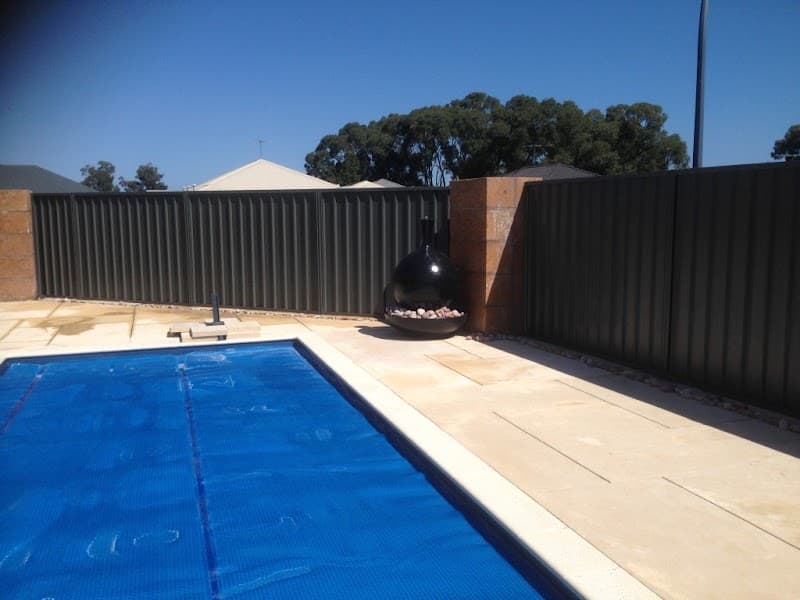 Simply Fencing fencing work in Port Kennedy