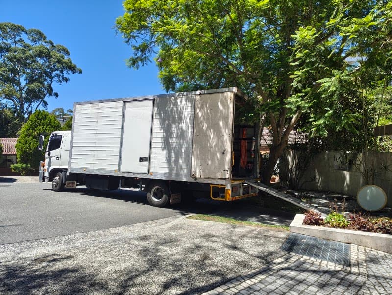 Six Brothers Removalists removalist work in Parramatta