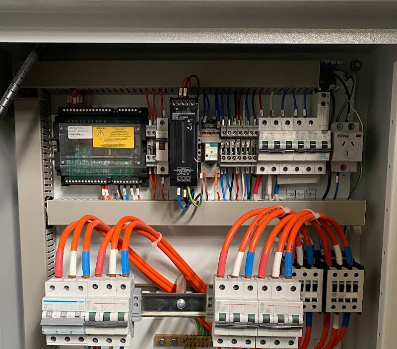 SJ Power solar panel installation work in Morisset