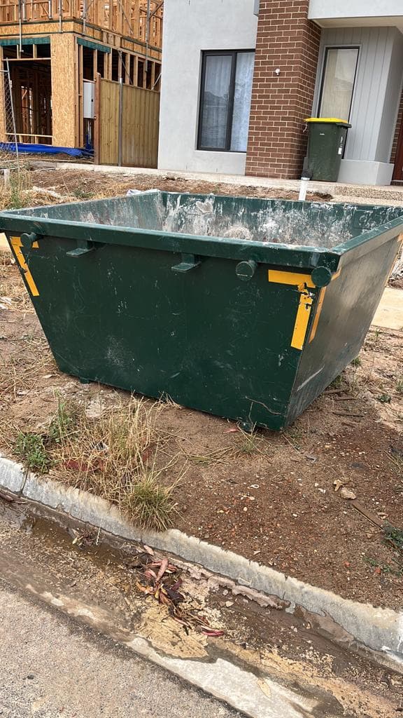 Skip Bin EXPERTS rubbish removal work in Dandenong South