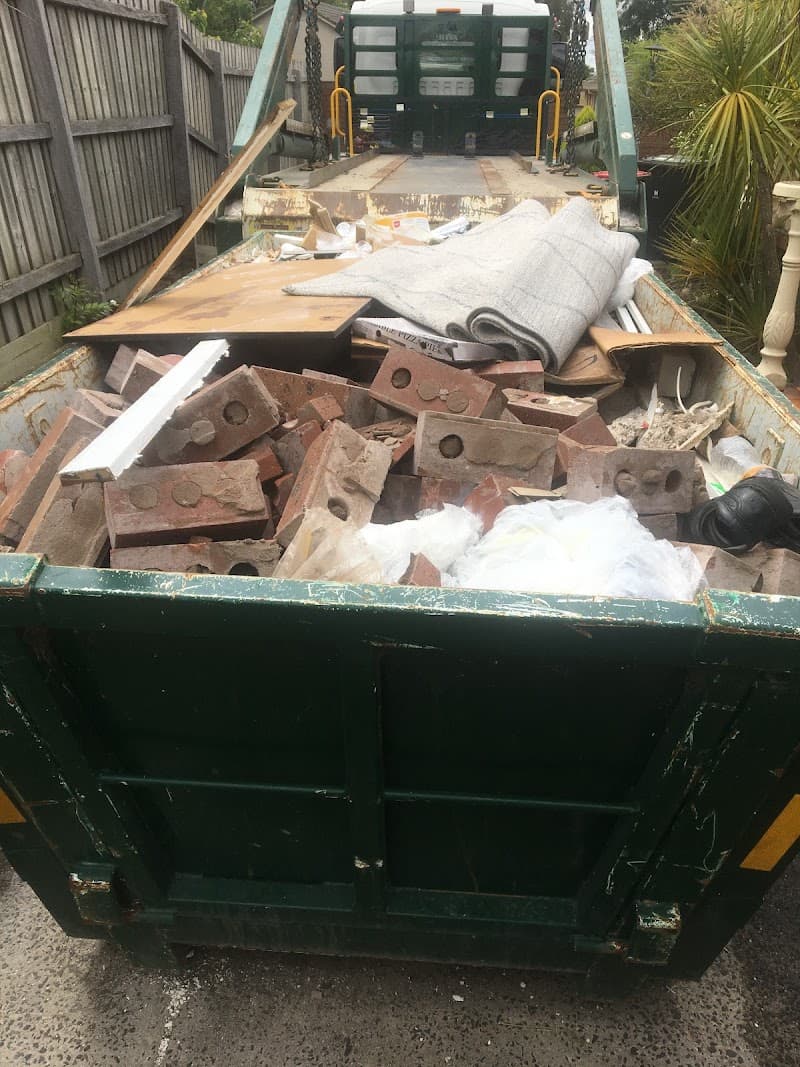 Skip Bin Hire South East rubbish removal work in Hawthorn East