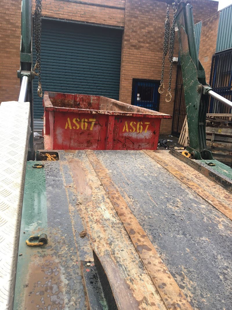 Skip Bin Hire South East rubbish removal work in Hawthorn East