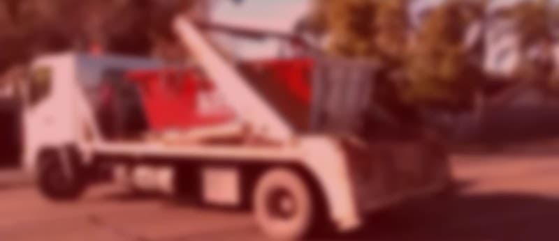 Skip Bin Hire Wyong rubbish removal work in Berkeley Vale