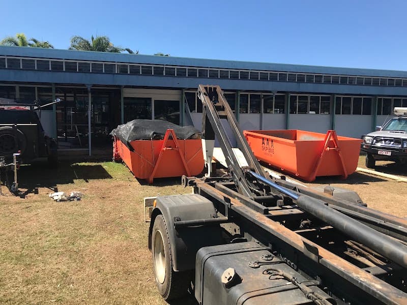 Skip Bins Bundaberg rubbish removal work in Bundaberg Central