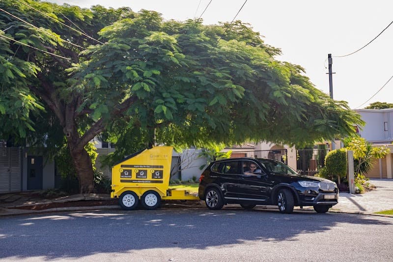 Skip To Tip - Mobile Skip Bin Hire Brisbane rubbish removal work in Morningside