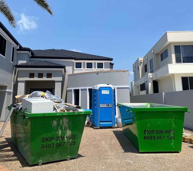 Skips 4 U rubbish removal work in Surfers Paradise
