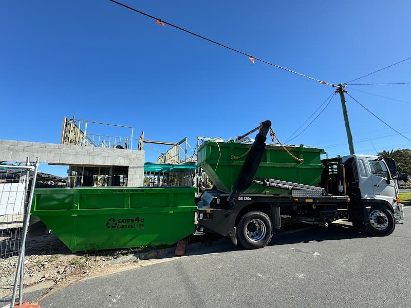 Skips 4 U rubbish removal work in Surfers Paradise