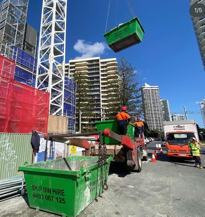 Skips 4 U rubbish removal work in Surfers Paradise
