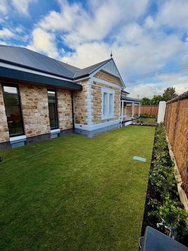 Slate Landscaping Dandenong Melbourne gardening work in Dandenong