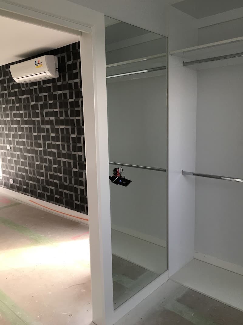 SM Glass And Glazier glass & glazier work in West Footscray