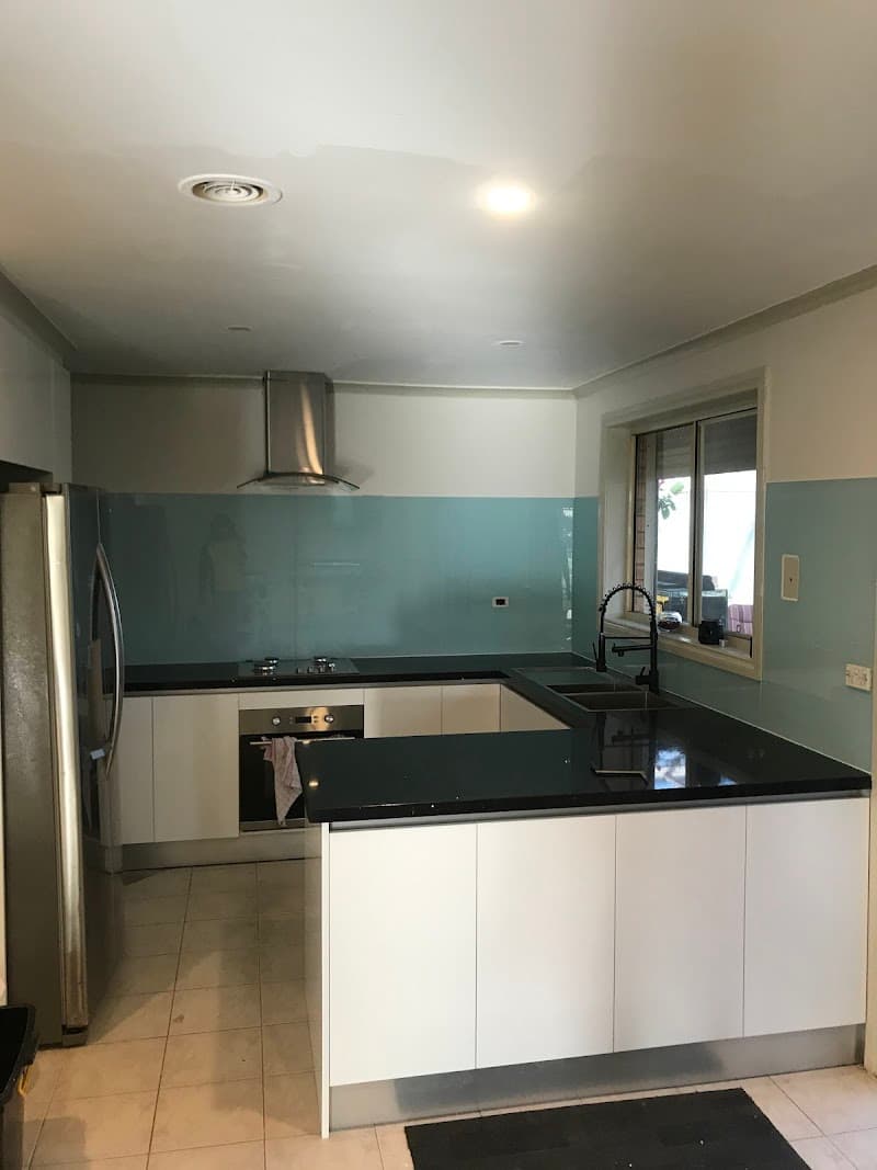 SM Glass And Glazier glass & glazier work in West Footscray