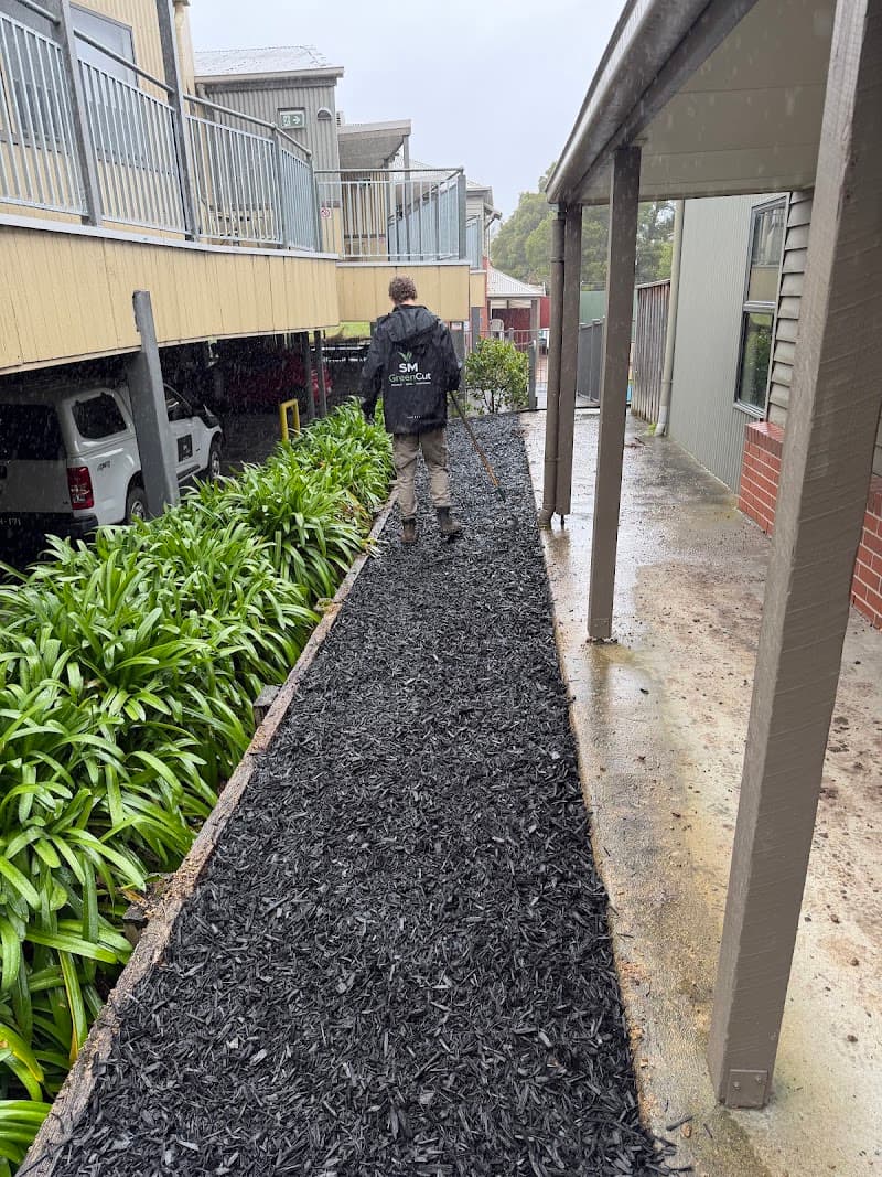 SM GreenCut landscaping work in Lake Wendouree