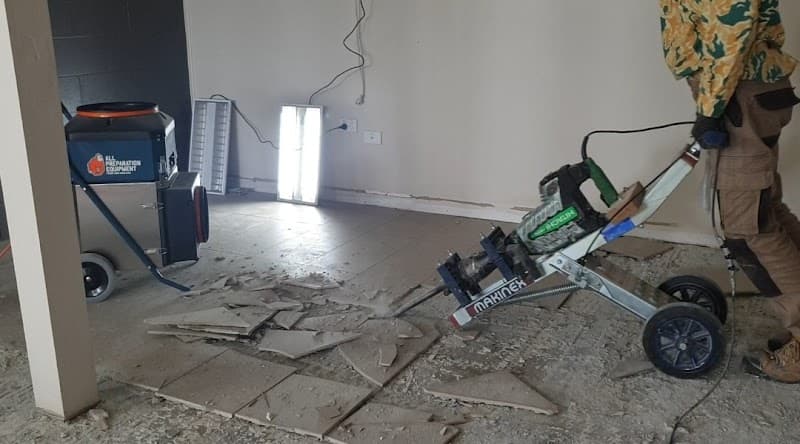 Small Space Demolition demolition work in Woolloongabba