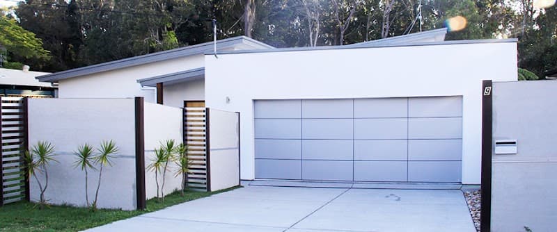 Smart Doors and Gates garage doors work in Caloundra West