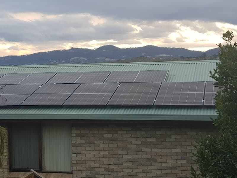 Smart Energy solar panel installation work in North Hobart