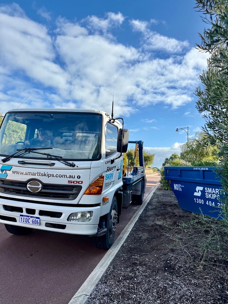Smartt Skips rubbish removal work in Port Kennedy