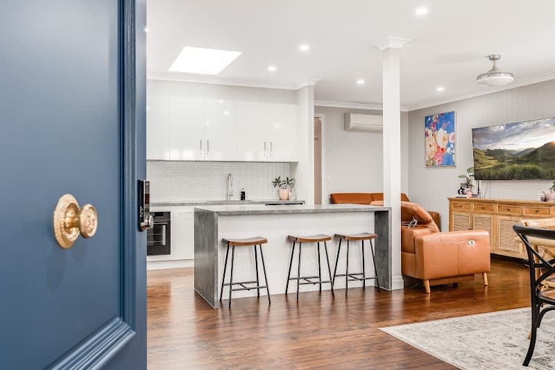 Smith & Sons Renovations & Extensions Toowoomba East kitchen renovation work in Toowoomba City