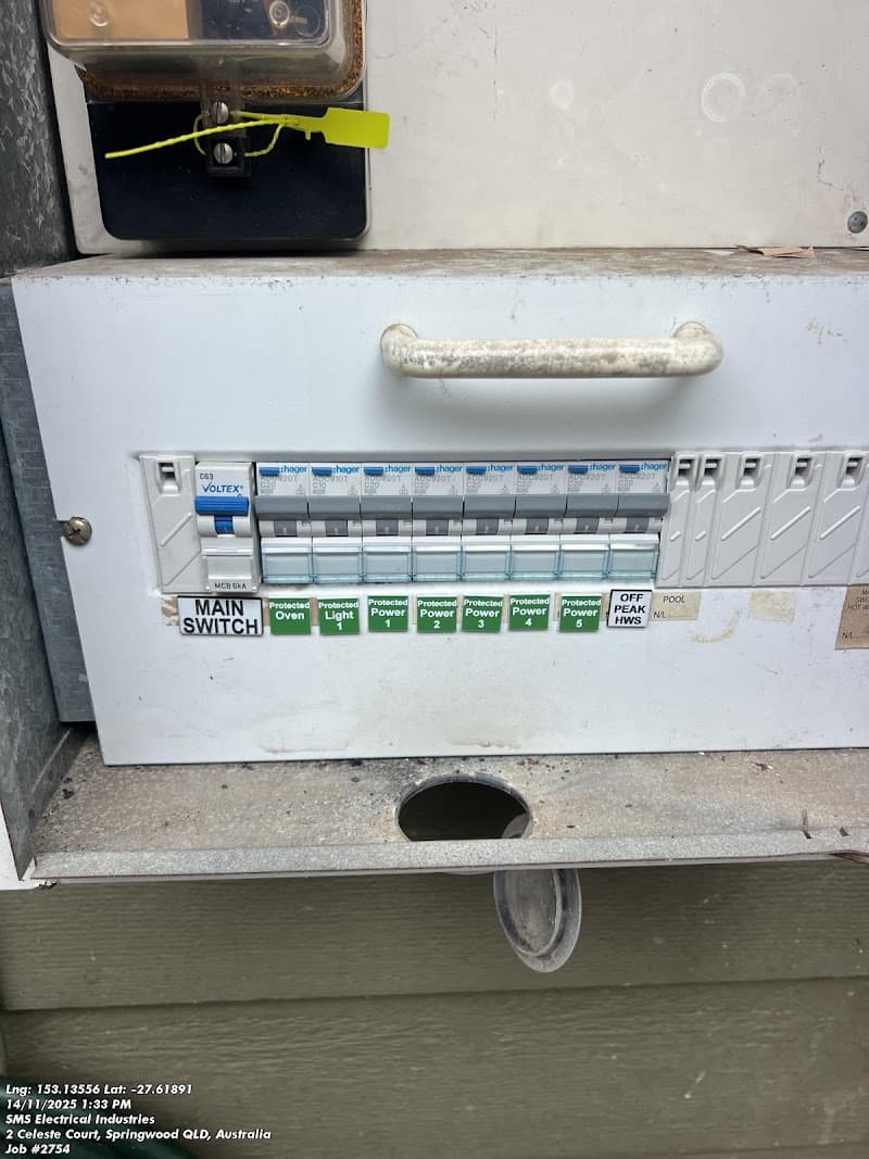 SMS Electrical Industries Pty Ltd electrician work in Slacks Creek