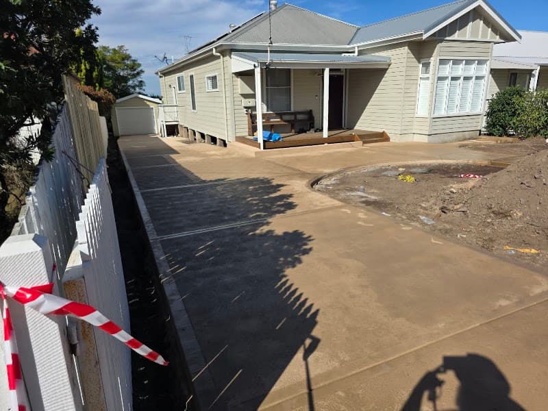 Sneesby Concreting concreting work in null