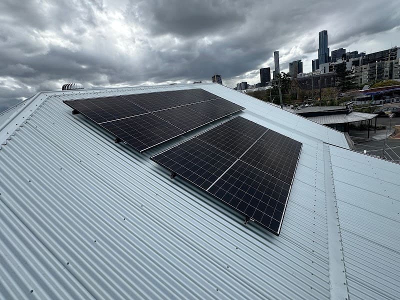 Solair Electrical solar panel installation work in Thornlands