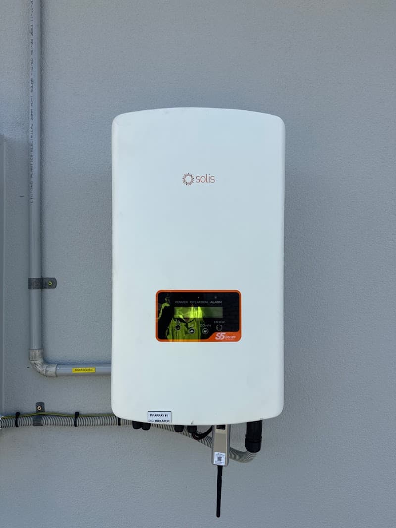 Solar Masters solar panel installation work in Melbourne