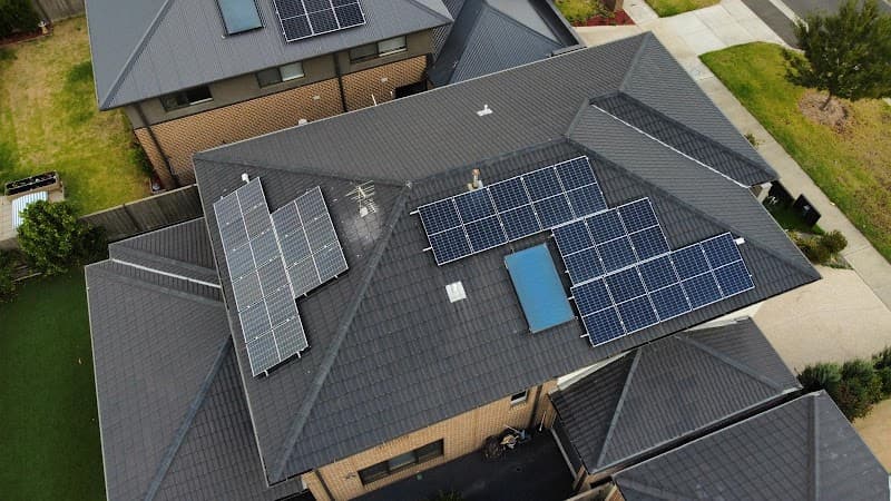 SolarAide solar panel installation work in Dandenong