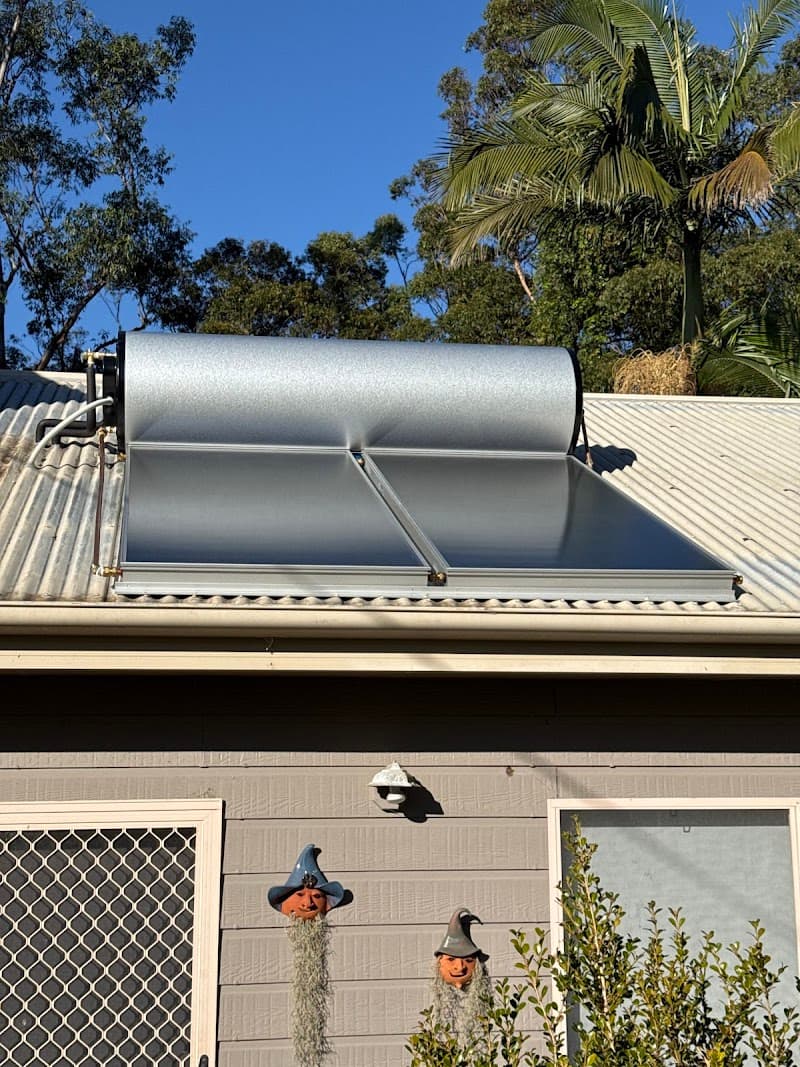 Solargain solar panel installation work in Ashmore