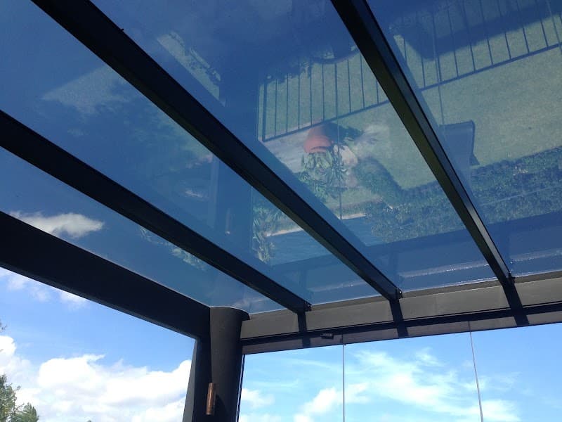 SolarGraph Glass Tinting window tinting work in North Sydney
