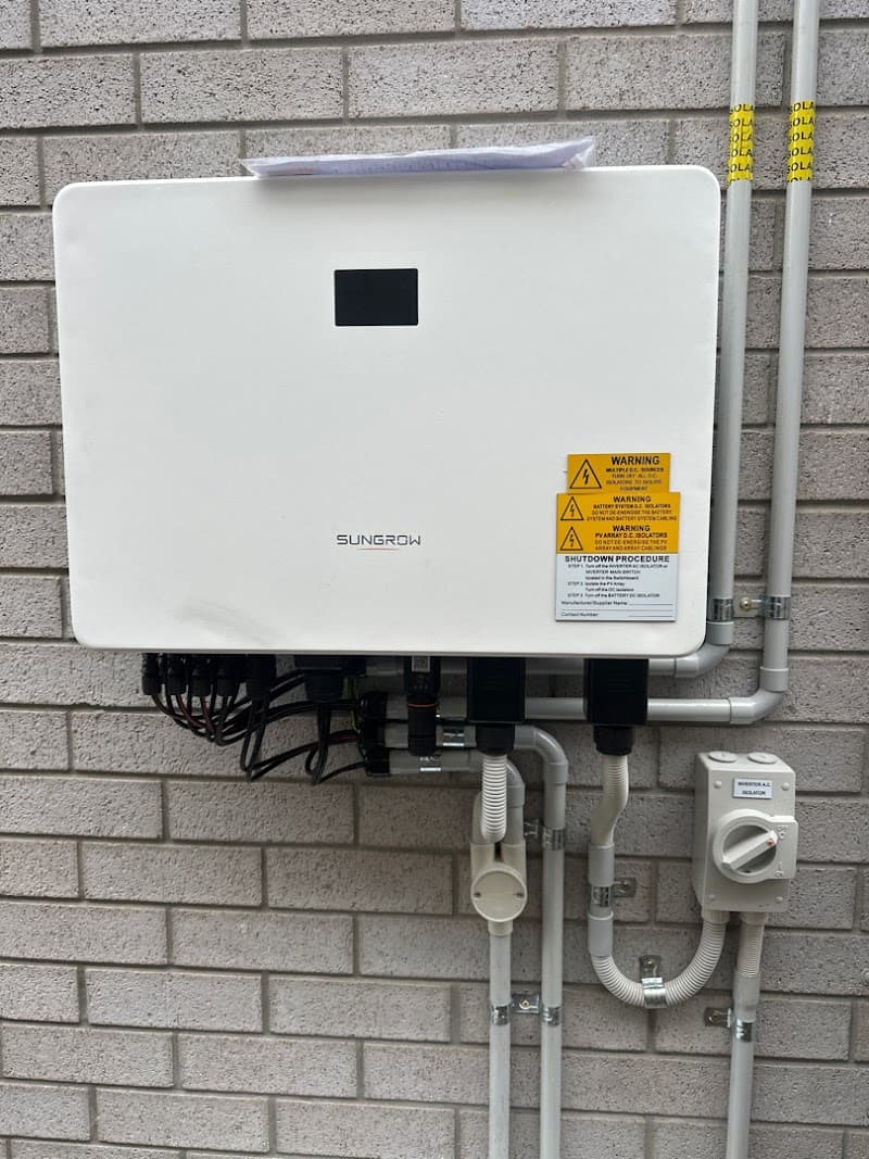 SolarThoughts® - Expert Solar and Battery Installation Company in Brisbane solar panel installation work in Milton