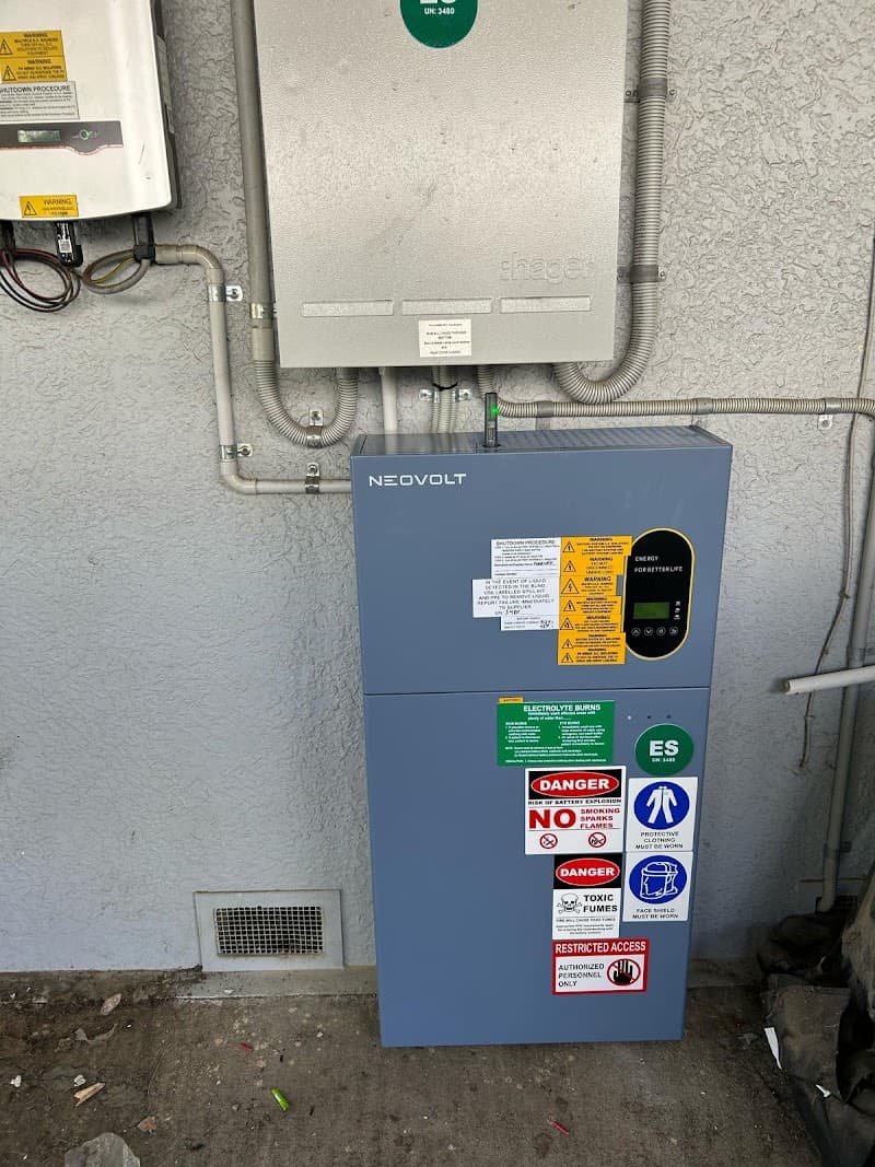 SolarThoughts® - Expert Solar and Battery Installation Company in Brisbane solar panel installation work in Milton